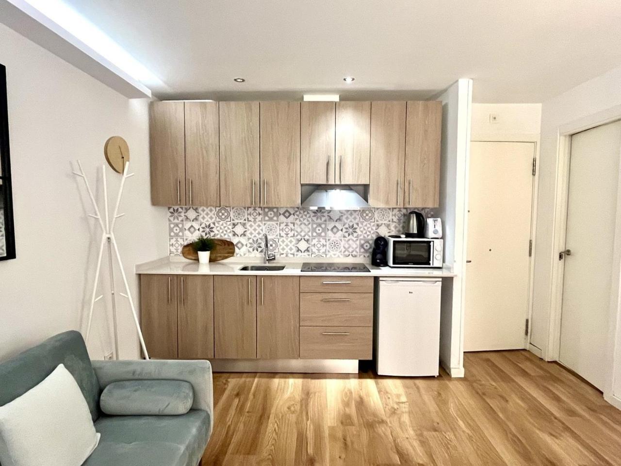 Dplace To Be - Exclusive Apartments In Historic Center Мадрид Номер фото