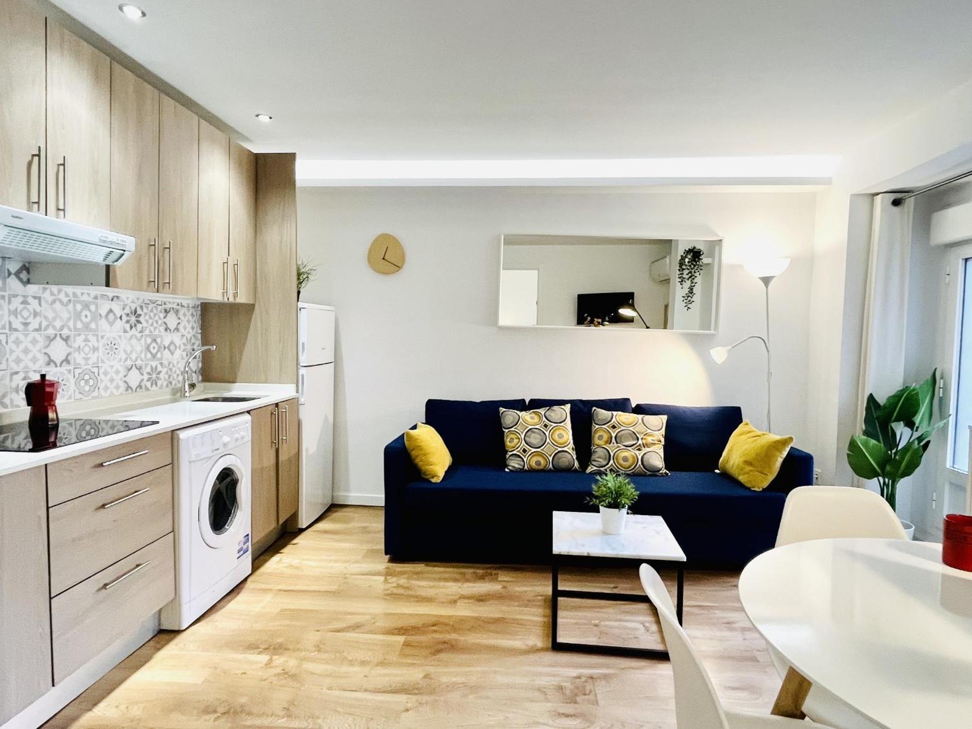 Dplace To Be - Exclusive Apartments In Historic Center Мадрид Номер фото