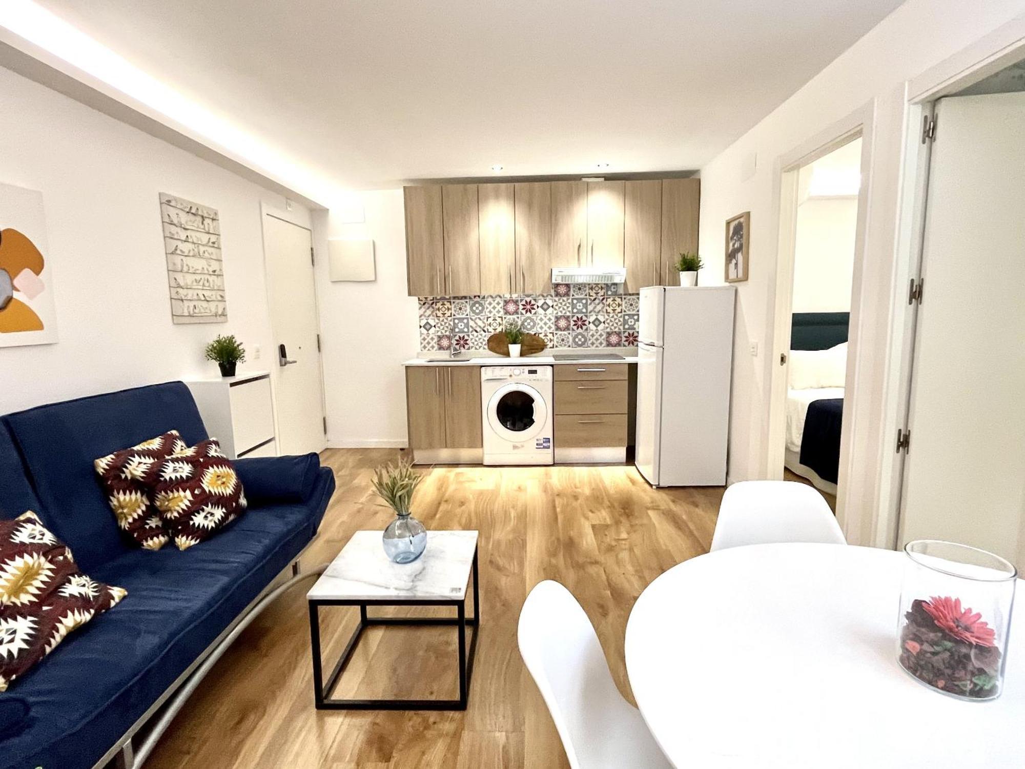 Dplace To Be - Exclusive Apartments In Historic Center Мадрид Номер фото
